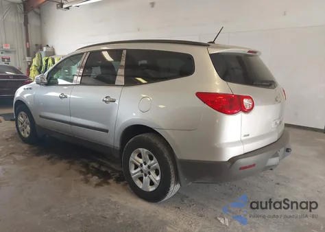 2012 Chevrolet Traverse Ls z USA, uszkodzony, nr VIN 1GNKVFED5CJ334474